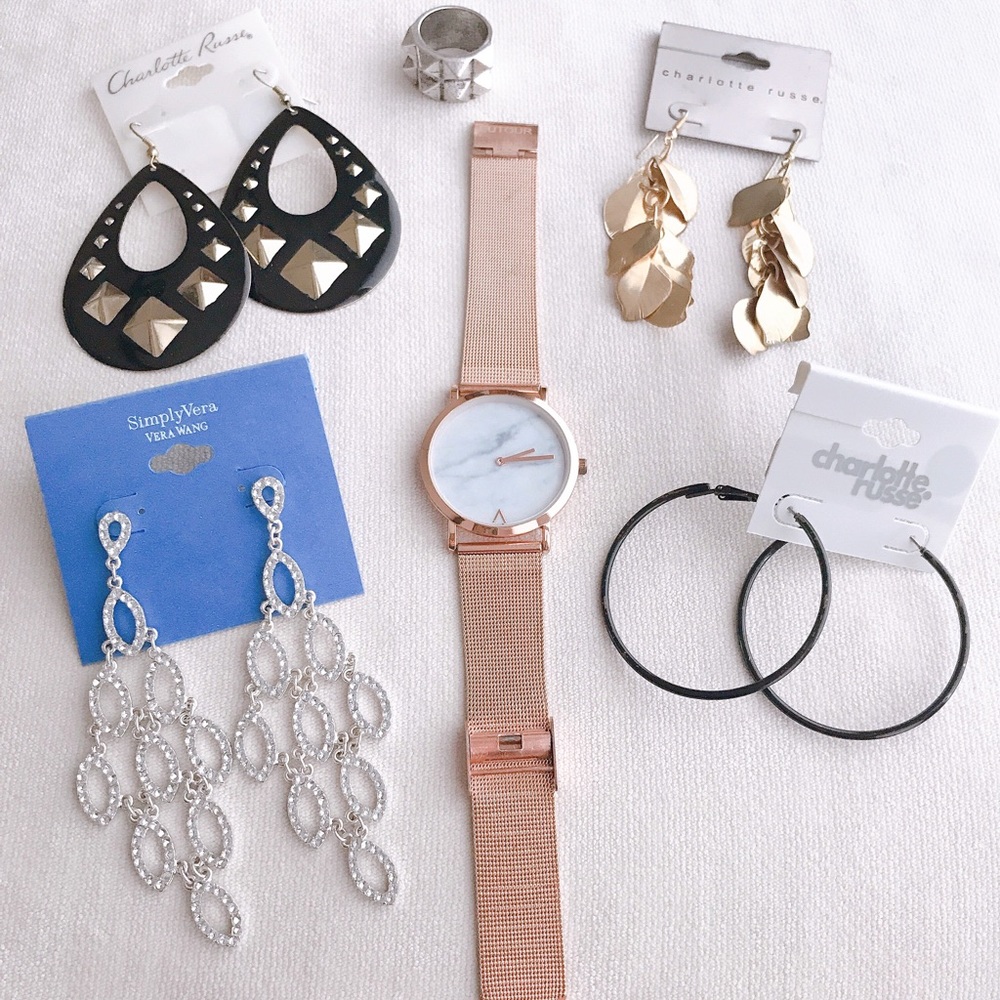 Jewelry lot